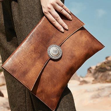 Large envelope clutch purse discount