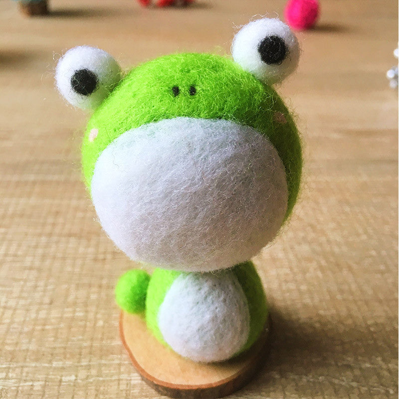Handmade Needle felted cat felting kit project Animals frog cute for beginners starters