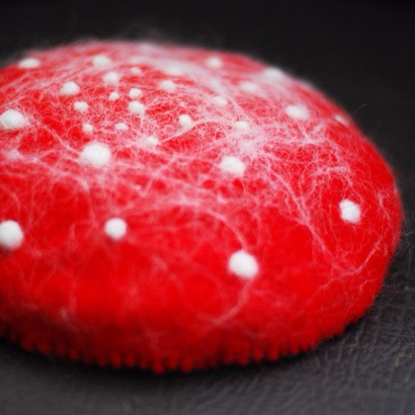 Handmade felted needle felted red tiny mushroom wool hat hair clip hair accessories