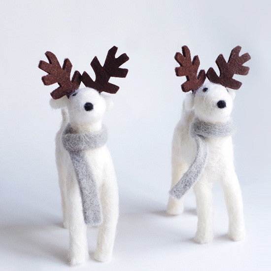 Needle Felted Felting project Animals Reindeer White Scarf Craft