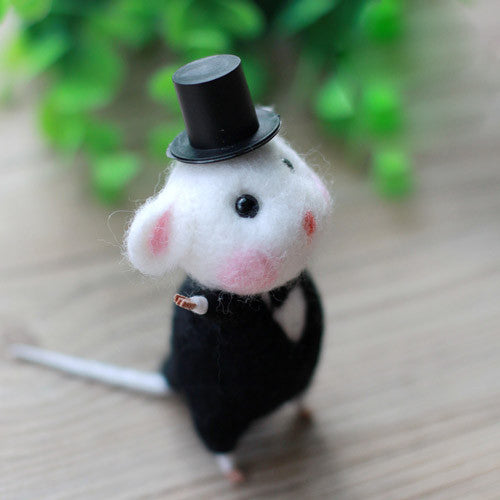 Needle Felted Mouse Free Tutorial