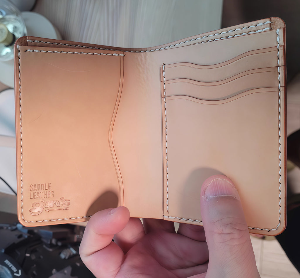 Free Leather Pattern Download:  Vertical Leather Billfold Wallet Patterns