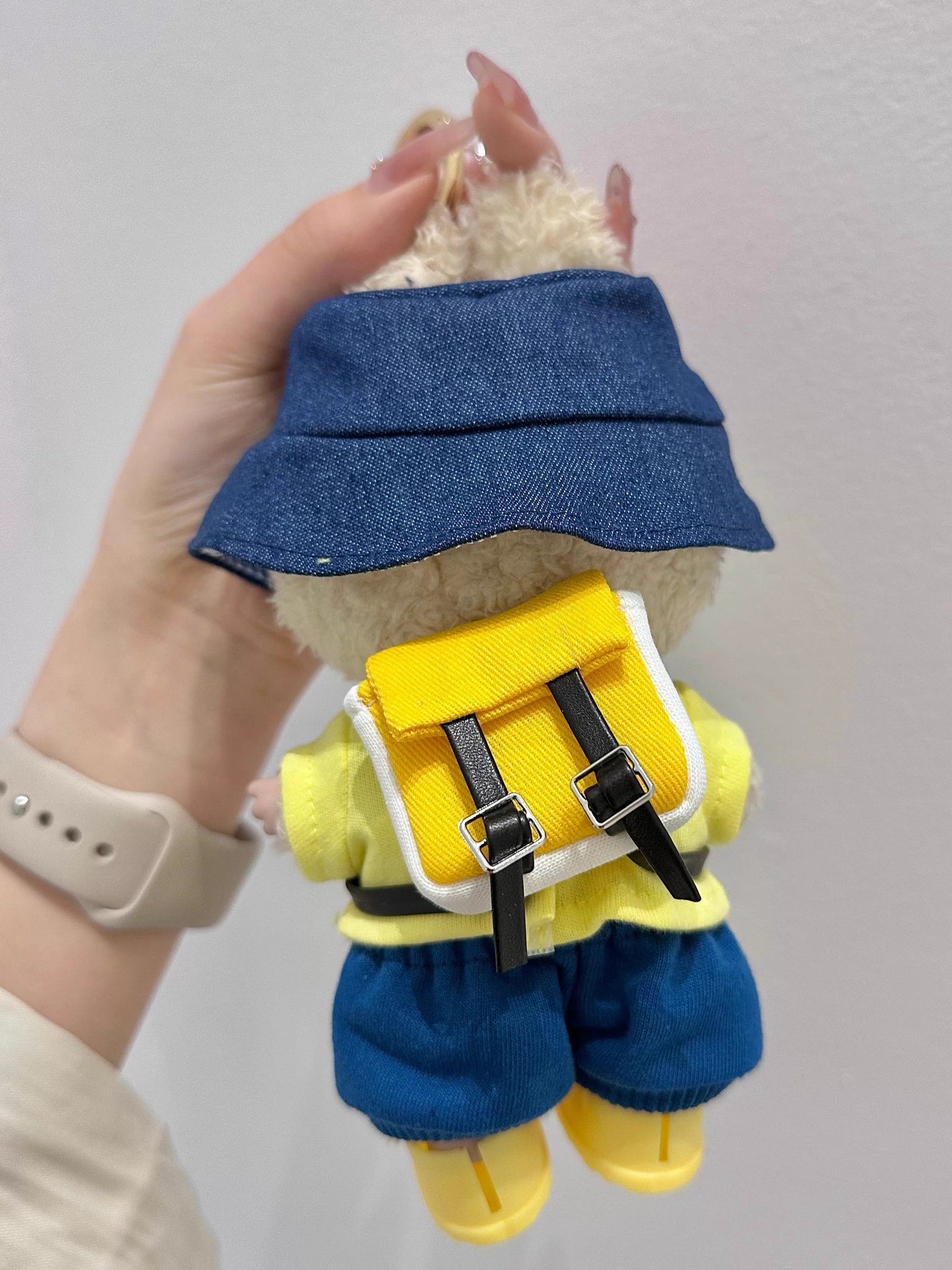 Winter Labubo Outfits Blue Overalls with Sweater Accessories Keychain Labubo Clothing Fashion Labubo Outfit
