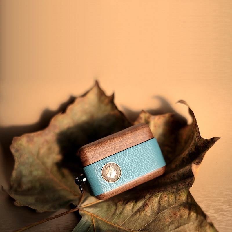 Handmade Sea Blue Leather Wood AirPods Pro Case Custom Leather AirPods Pro Case Airpod Case Cover - iwalletsmen