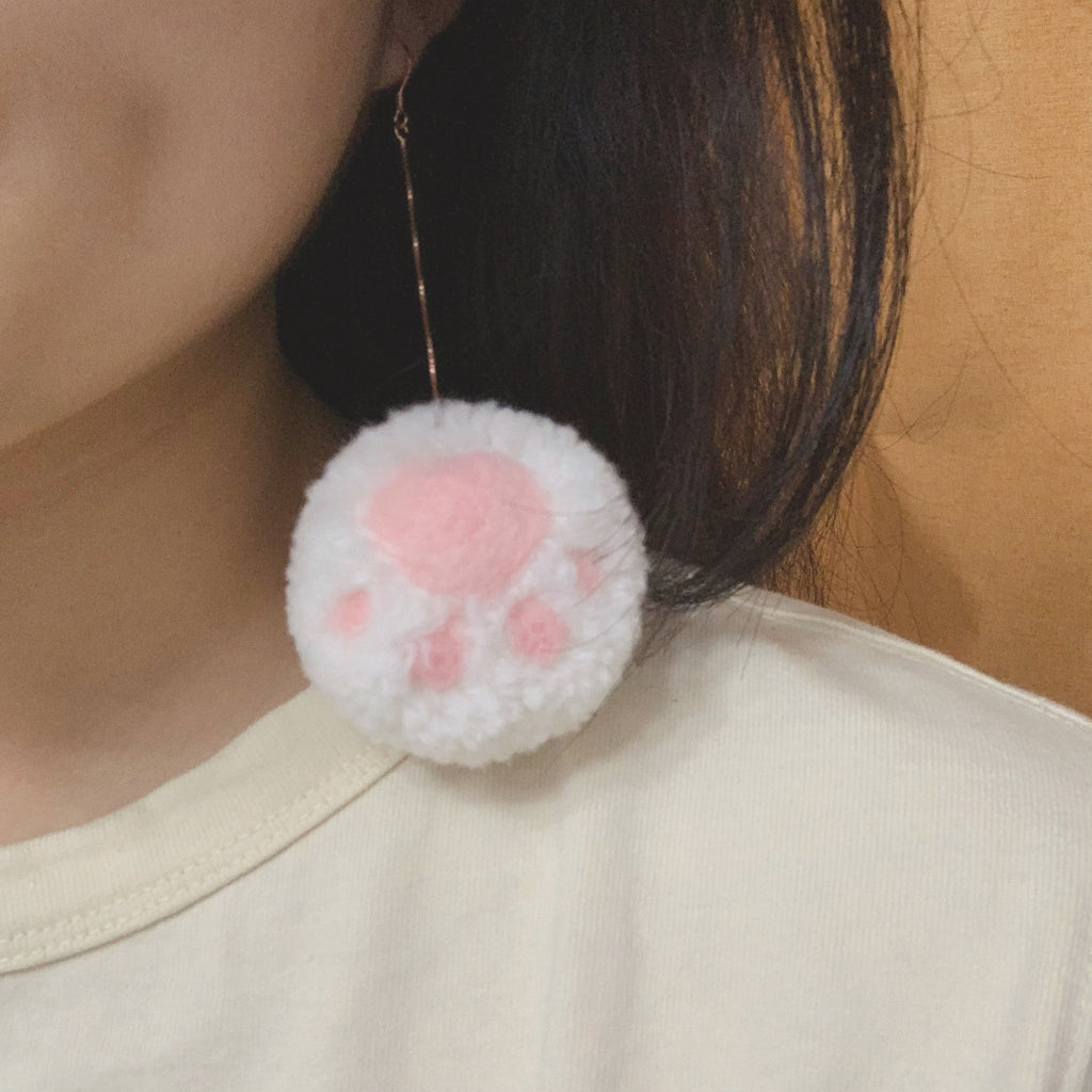 Handmade Cat Claw Pom Pom Earrings Cute Pompom Dangle Earrings Boho Chic Pom Earrings