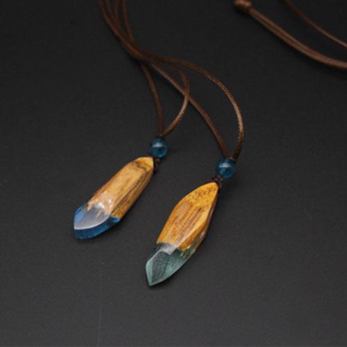 Two Wooden Necklaces Sandalwood Resin Lover Couple Minimal Stick Charm Pendant Gift Jewelry Accessories Women