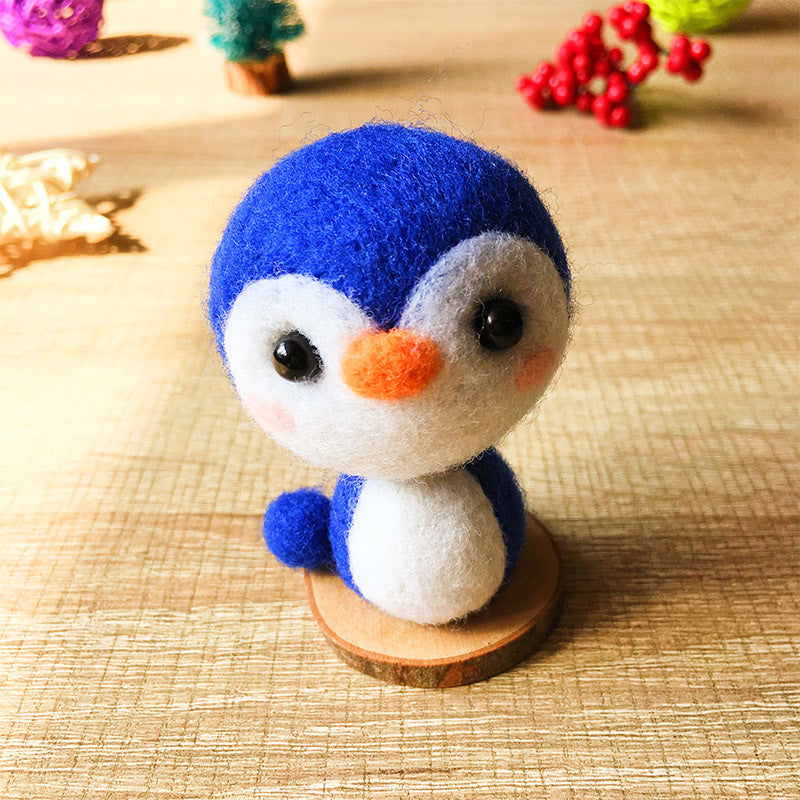 Handmade Needle felted felting kit project Animals Penguin cute for beginners starters