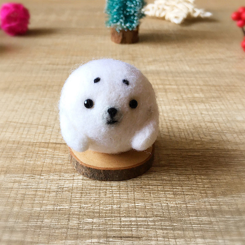 Handmade Needle felted felting kit project Woodland Animals seal cute for beginners starters