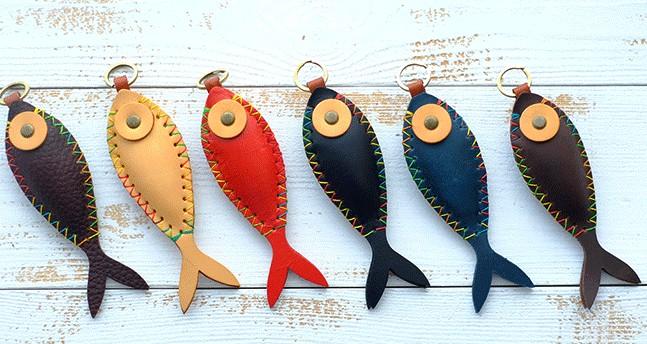 Handmade Leather Cute Fish Bag Charm Keyring Personalized Monogrammed –  Feltify