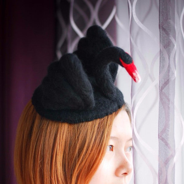 Handmade felted needle felted black swan wool hat hair clip  display picture 2
