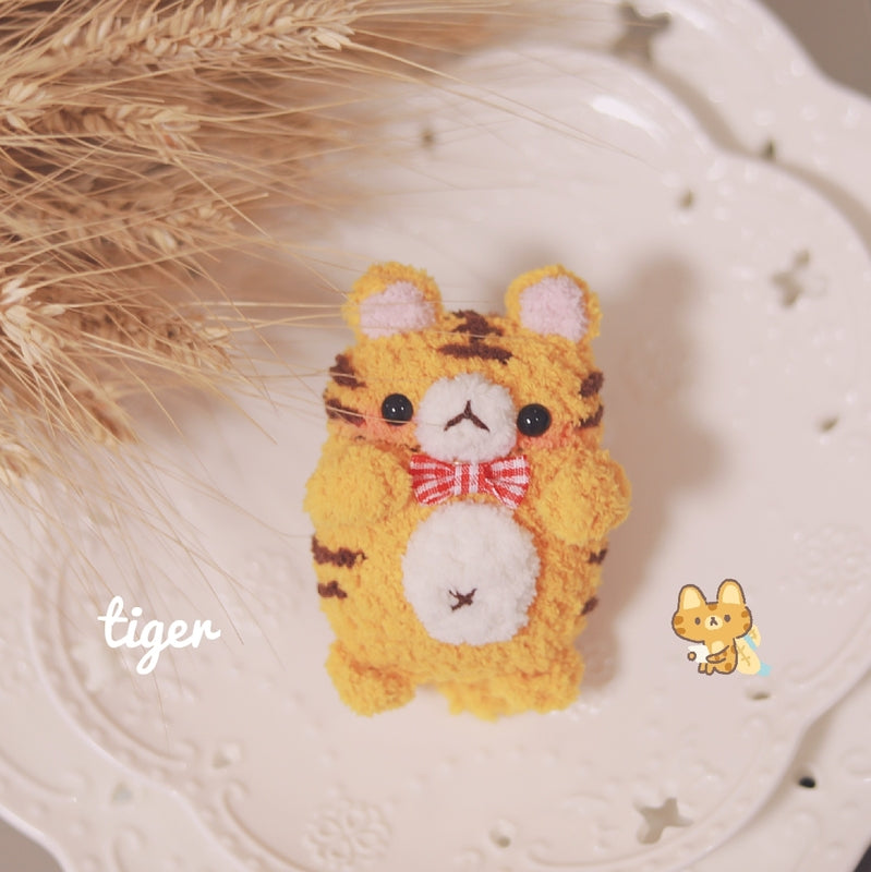 Girl's Cute Tiger AirPods 1/2 Case Handmade Crochet Yellow AirPods Pro Cases Airpod Case Cover