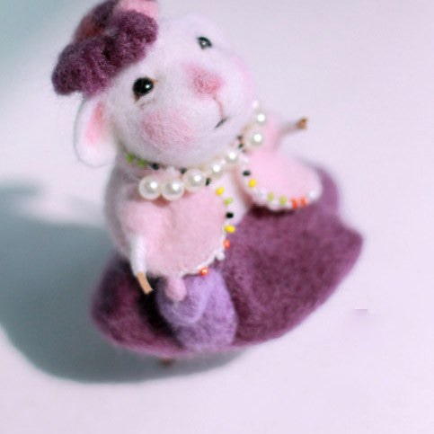 Needle Felted Felting project wool Animals Cute Mouse Grandma