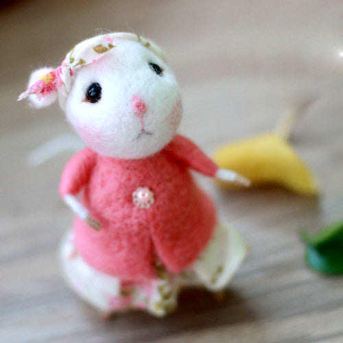 Needle Felted Felting project wool Animals Cute Lady Mouse